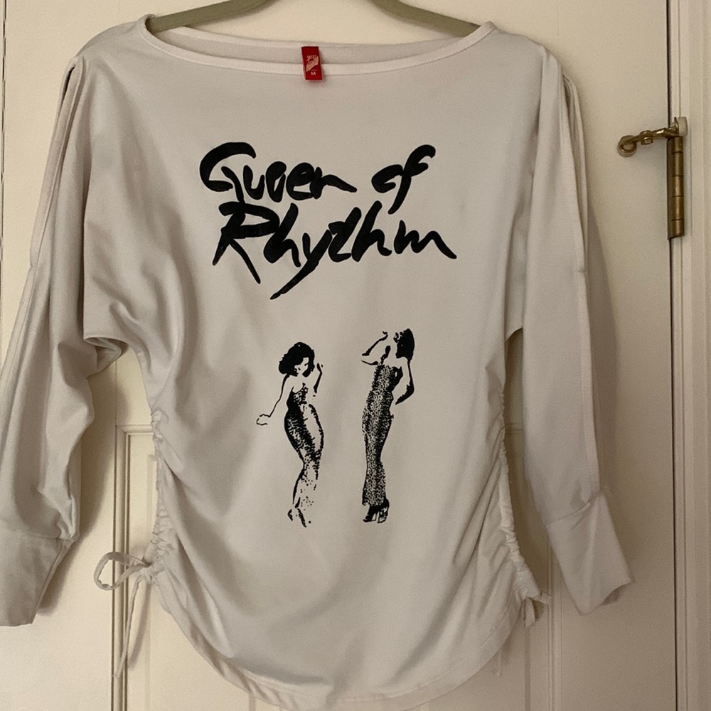 Stylish top. Size s.